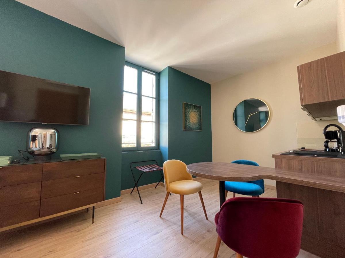 Les Maisons Du Perigord Cote 50 Terrasson Dış mekan fotoğraf